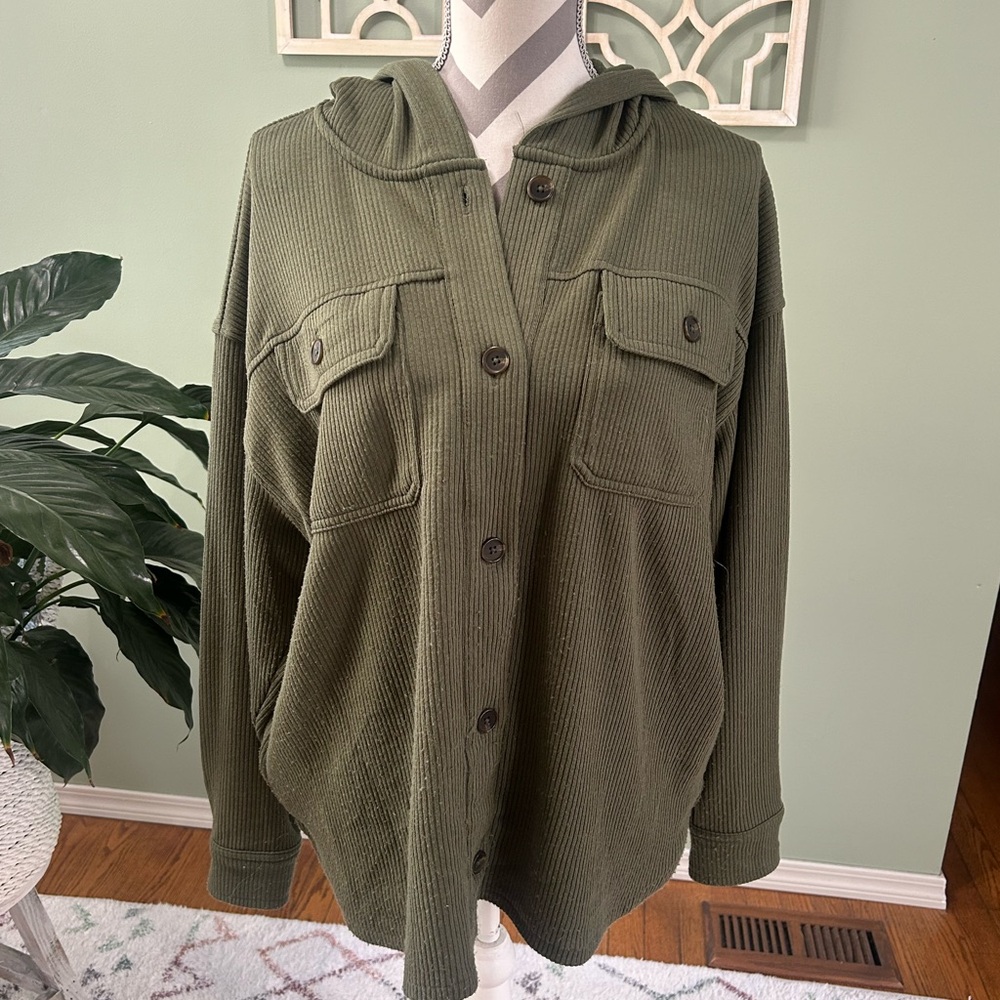 Time and Tru Olive Ribbed Knit Top